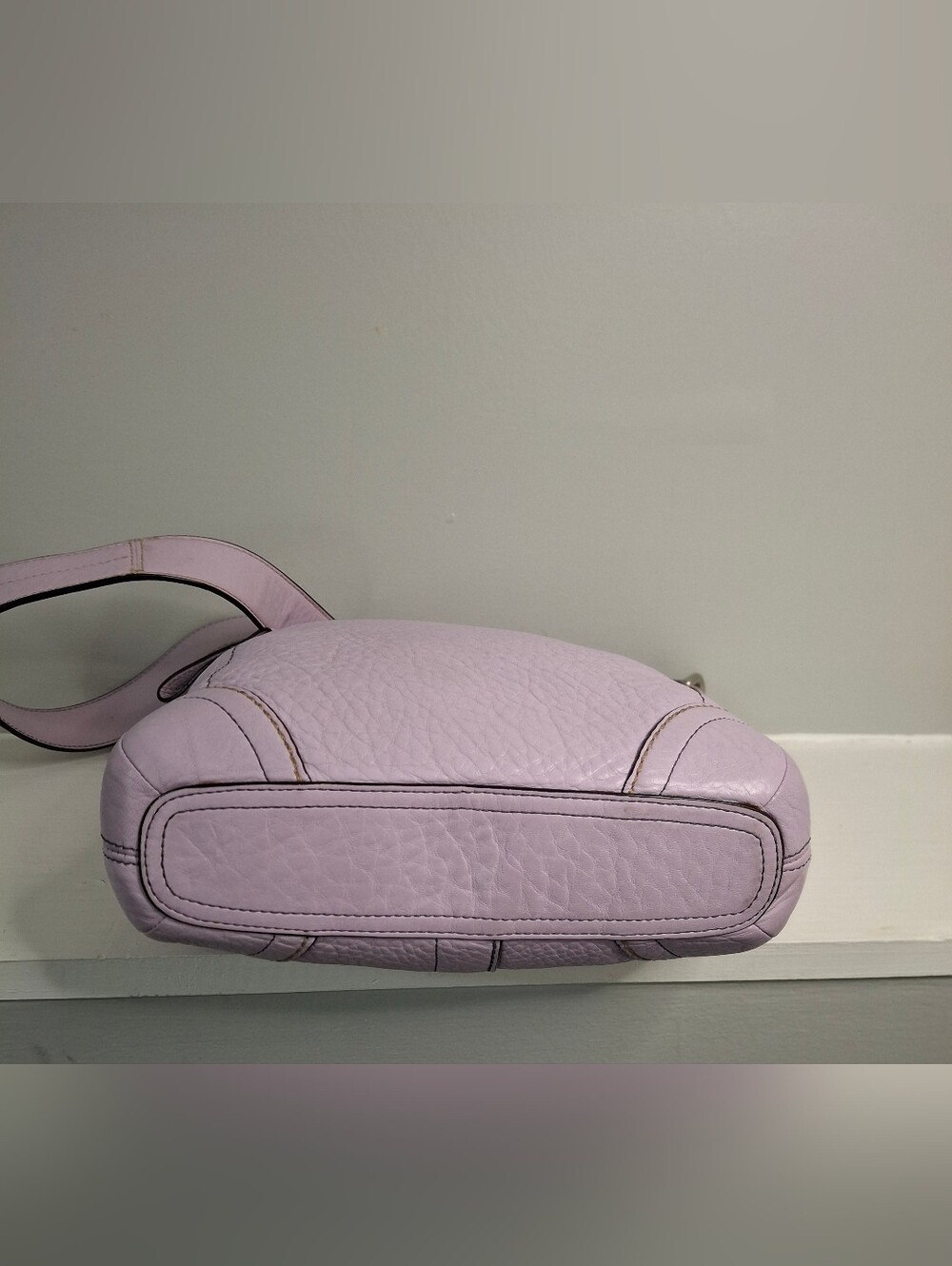 Coach Lavender Pebbled Leather Crossbody Shoulder Bag 2008 Y2K - Picture 4 of 8